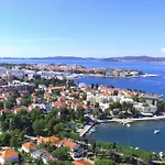 Sara By Interhome Lägenhet Zadar