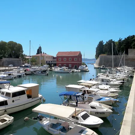 Sara By Interhome * 자다르