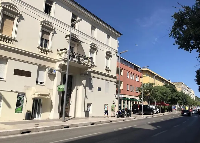 Sara By Interhome * Zadar